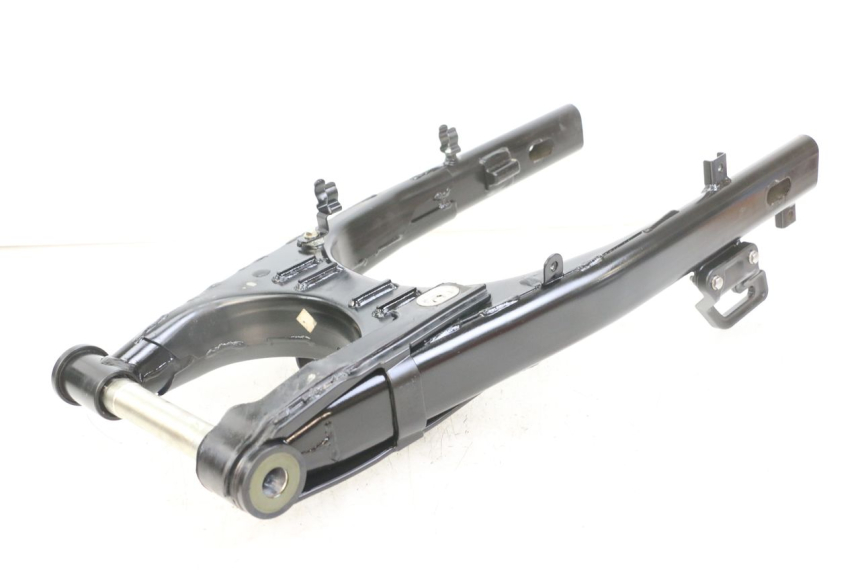 photo de SWING ARM ROYAL ENFIELD HYMALAYAN 410 (2016 - 2023) - Fixing points details