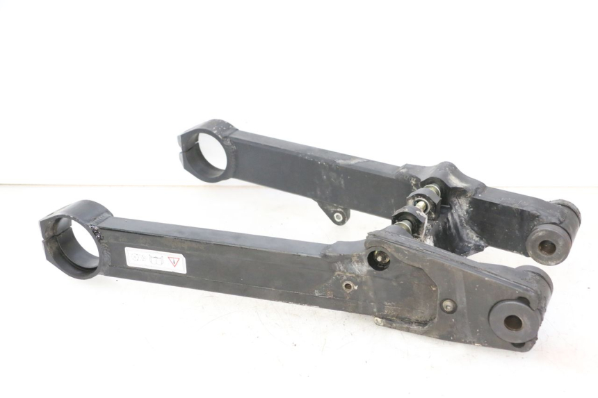 photo de SWING ARM TRIUMPH SPRINT 900 (1995 - 1998) - Main view