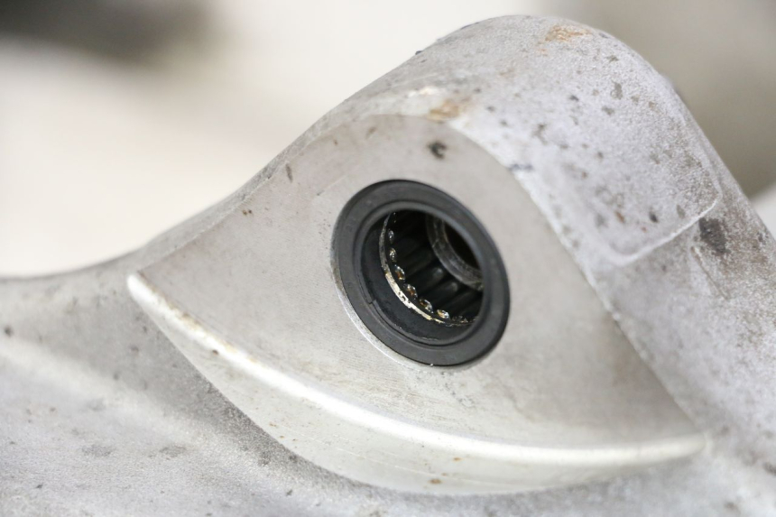 photo de SWING ARM HONDA ST PAN EUROPEAN 1300 (2002 - 2013) - Zoom on usage condition