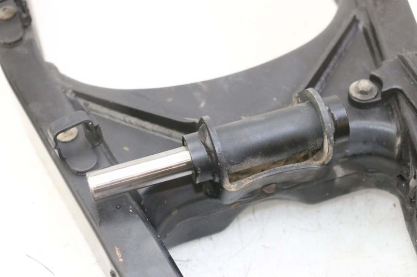 photo de SWINGARM SUZUKI GSX F GSXF 650 (2007 - 2015) - Technical close-up