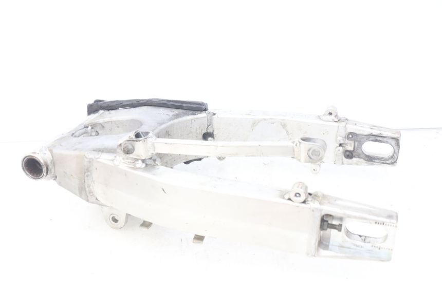 photo de SWINGARM SUZUKI TLS TL S 1000 (1997 - 2001) - Zoom on usage condition