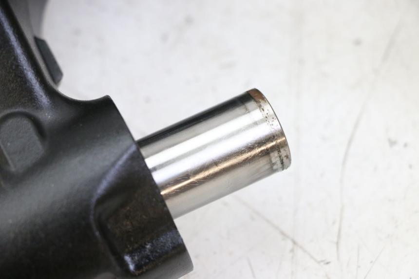 photo de SWING ARM YAMAHA TRACER 7 700 (2020 - 2024) - Zoom on usage condition