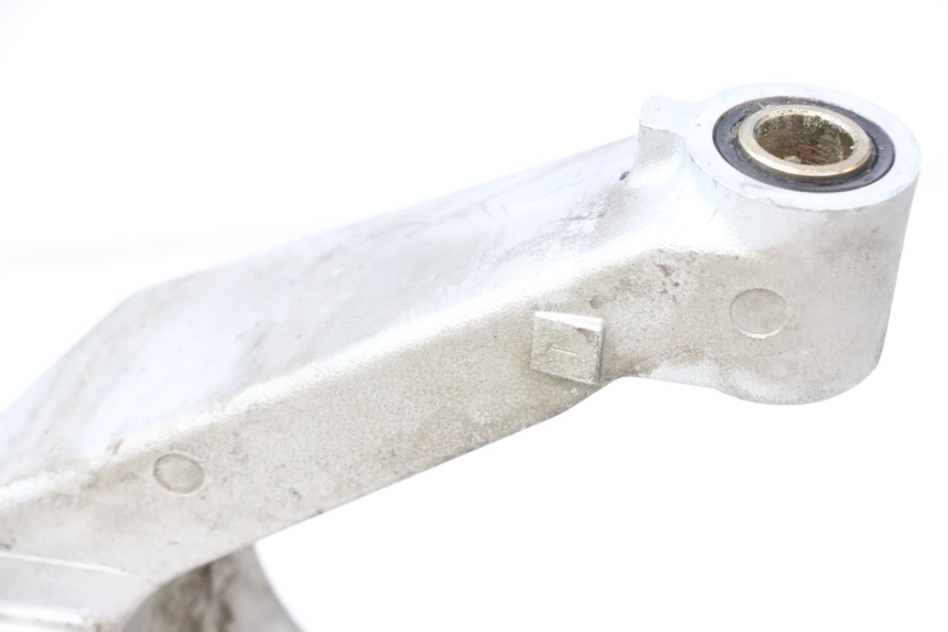 photo de SWINGARM HONDA VFR FI RC46 800 (1998 - 2001) - Distinctive features