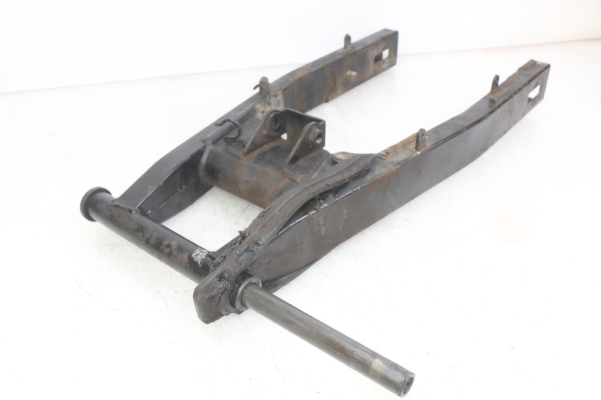 photo de SWINGARM DAELIM VJ ROADWIN FI 125 (2008 - 2017) - Component detail