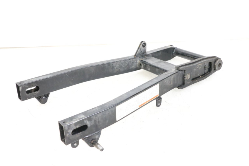 photo de SWING ARM SUZUKI VL INTRUDER 125 (2004 - 2007) - Technical close-up