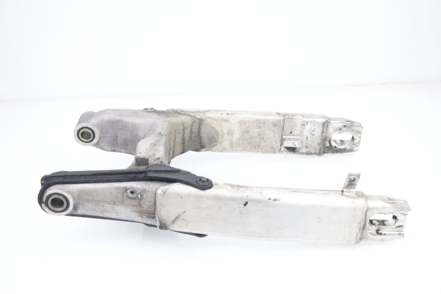 photo de SWING ARM HONDA VTR F FIRESTORM 1000 (1997 - 2001) - Fixing points details