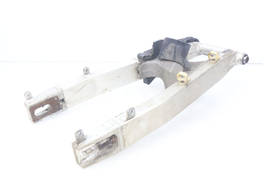 photo de SWINGARM SUZUKI XF FREEWIND 650 (1997 - 2003) - Additional view of the item