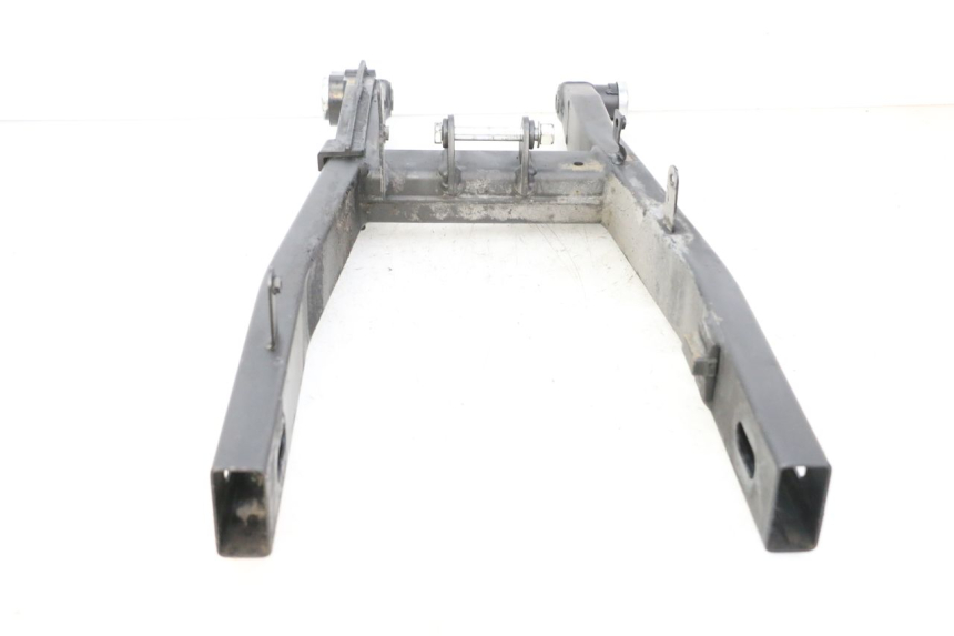 photo de SWING ARM YAMAHA XJ6 ABS 600 (2008 - 2016) - Fixing points details