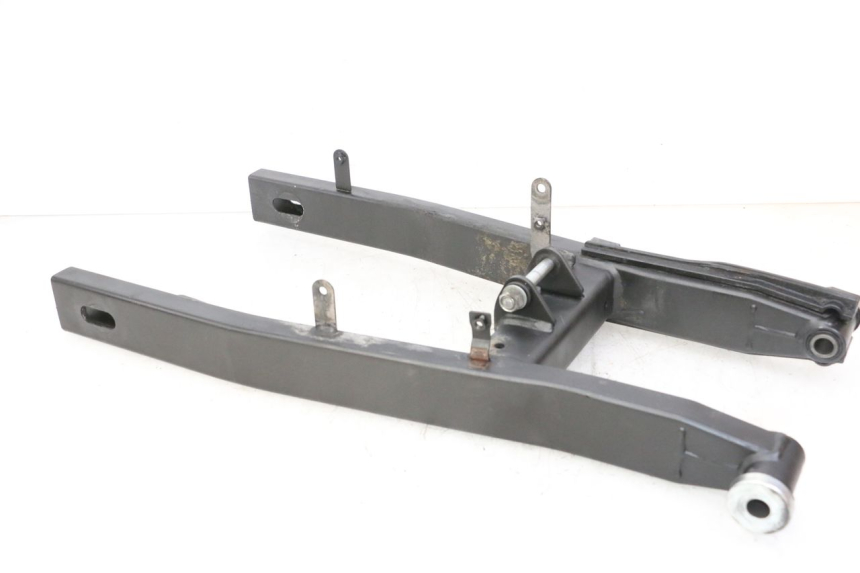 photo de SWING ARM YAMAHA XJ6 ABS 600 (2008 - 2016) - Markings and original references