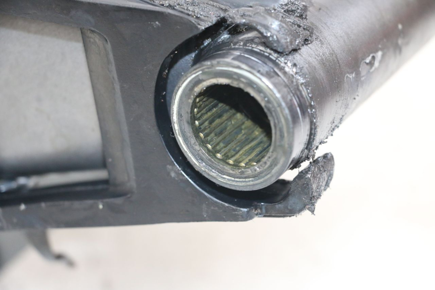 photo de SWING ARM YAMAHA XJS DIVERSION 600 (1997 - 1999) - Alternative perspective