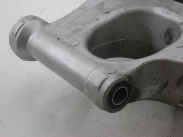 photo de SWING ARM YAMAHA FJR 1300 (2004 - 2005) - Technical close-up