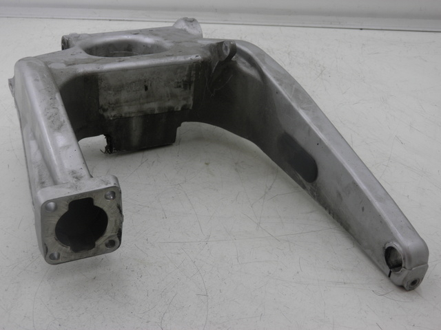 photo de SWING ARM YAMAHA FJR 1300 (2004 - 2005) - Checked used part