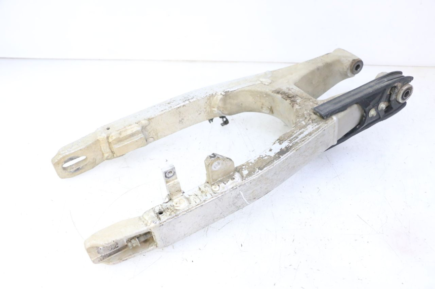 photo de SWING ARM YAMAHA YZ 85 (2022 - 2025) - Markings and original references