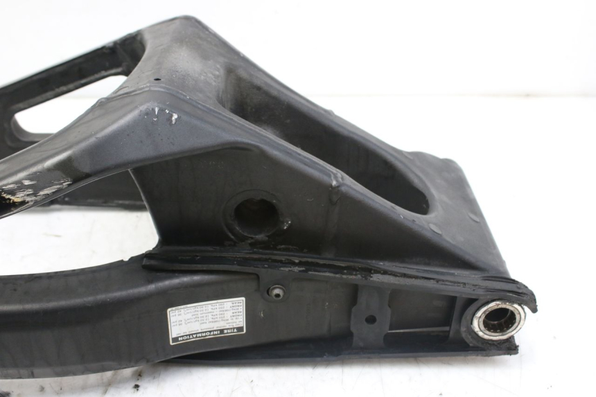 photo de SWINGARM YAMAHA YZF R1 1000 (2007 - 2008) - Surface and material condition