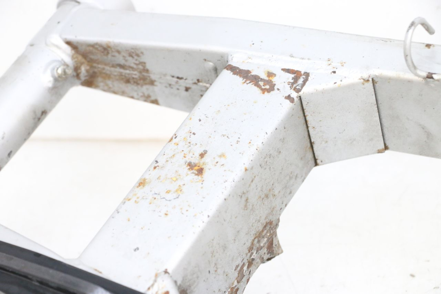 photo de SWING ARM KAWASAKI ZR 7 750 (1999 - 2004) - Surface and material condition