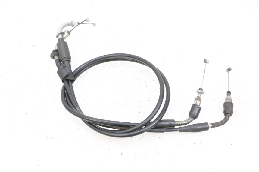 photo de THROTTLE CABLE SUZUKI BURGMAN 650 (2013 - 2020) - Component detail