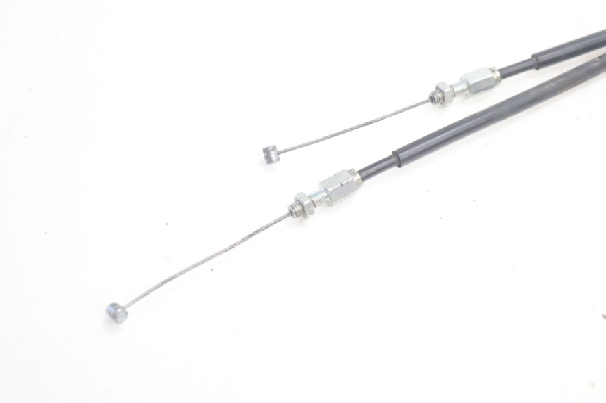 photo de THROTTLE CABLE HONDA CRF CR-F 125 (2020 - 2021) - Zoom on usage condition
