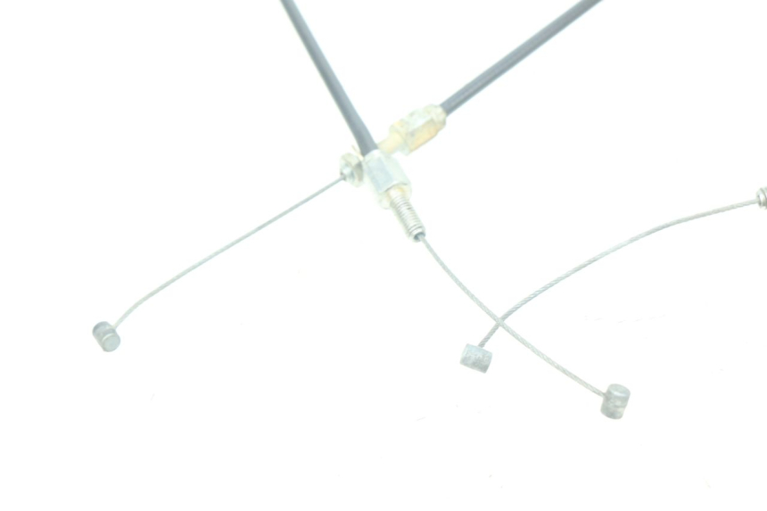 photo de ACCELERATOR CABLE HONDA CRF 250 (2016 - 2017) - Alternative perspective