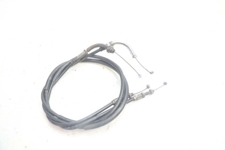 photo de THROTTLE CABLE SUZUKI DR S 600 (1985 - 1989) - Zoom on usage condition