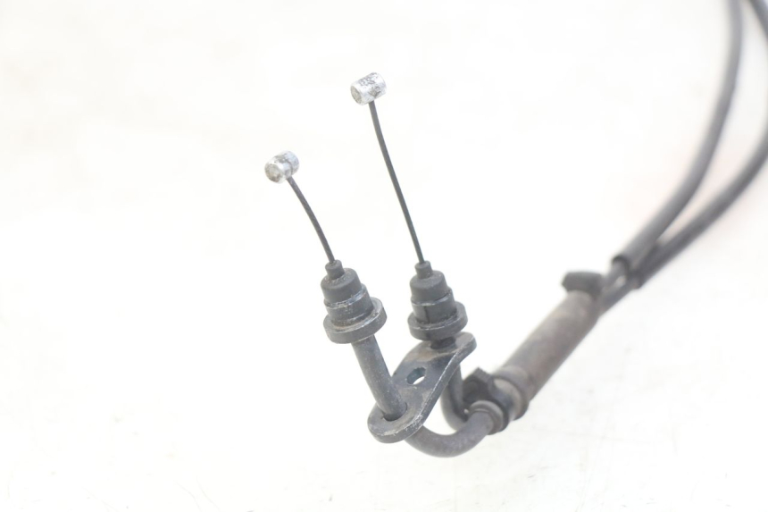 photo de ACCELERATOR CABLE YAMAHA D'ELIGHT DELIGHT 125 (2017 - 2020) - Alternative perspective