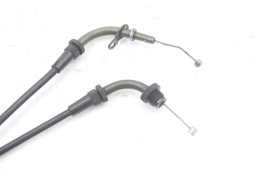 photo de THROTTLE CABLE SUZUKI GS GSE 500 (2001 - 2003) - Alternative perspective