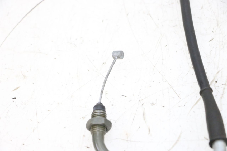 photo de THROTTLE CABLE JM MOTORS GTS 125 (2015 - 2019) - Alternative perspective