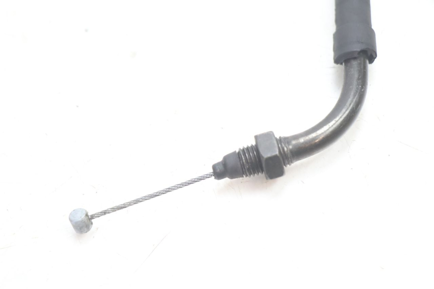 photo de THROTTLE CABLE SYM MIO 50 (2005 - 2010) - Zoom on usage condition
