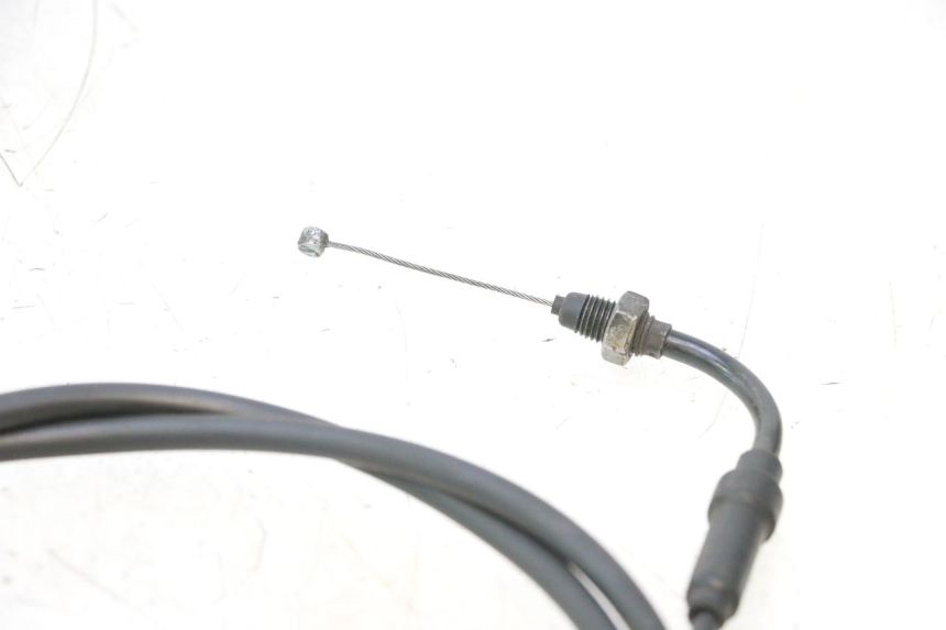 photo de ACCELERATOR CABLE PIAGGIO MP3 500 (2011 - 2015) - Zoom on usage condition