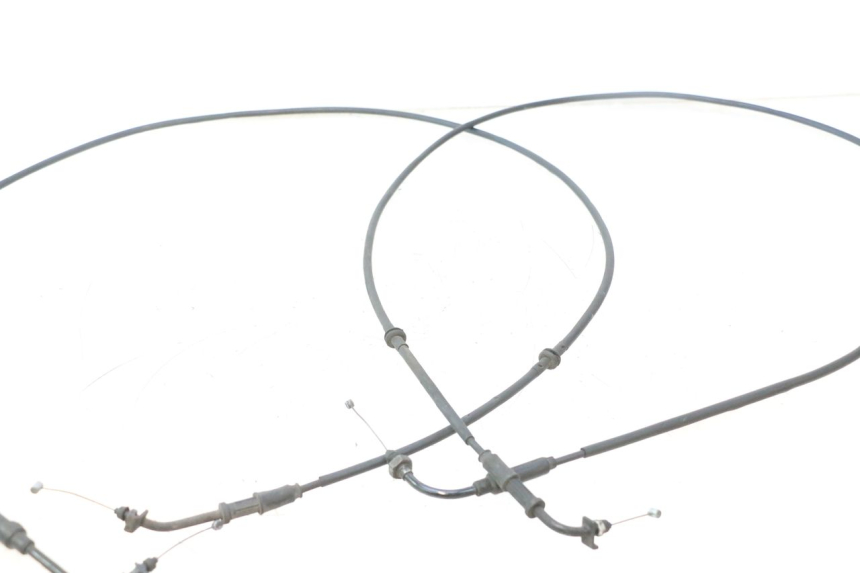 photo de ACCELERATOR CABLE PIAGGIO MP3 500 (2011 - 2015) - Fixing points details