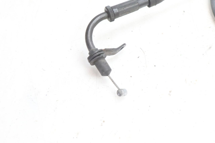 photo de THROTTLE CABLE RIEJU MRT PRO SUPERMOTARD 50 (2007 - 2018) - Zoom on usage condition
