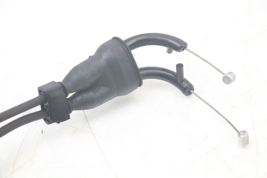 photo de ACCELERATOR CABLE YAMAHA MT-07 MT07 ABS 700 (2014 - 2017) - Zoom on usage condition
