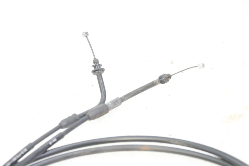 photo de THROTTLE CABLE MBK OVETTO 4T 50 (2008 - 2016) - Zoom on usage condition