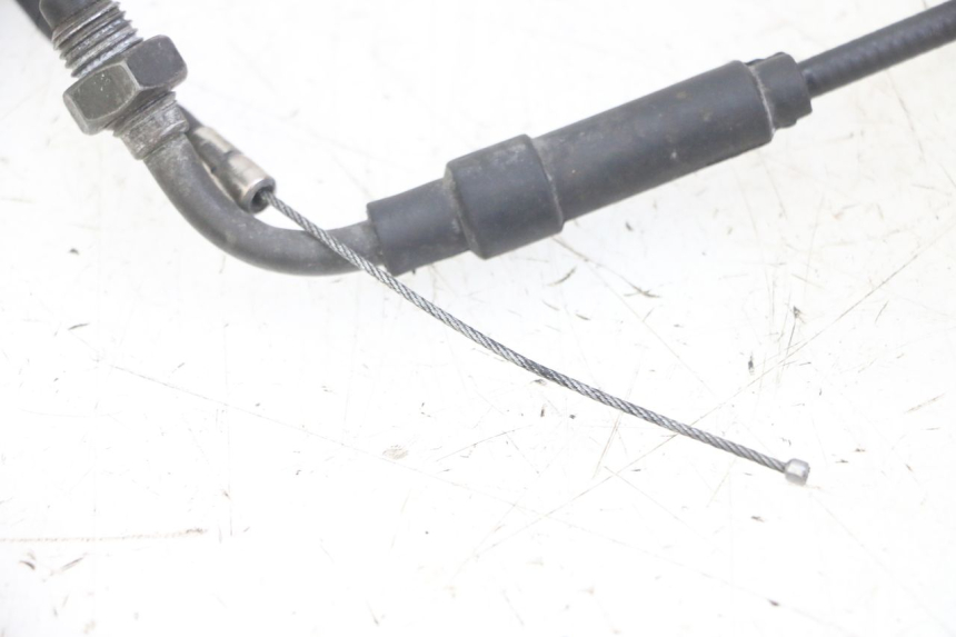 photo de THROTTLE CABLE APRILIA RALLY AC 50 (1995 - 2004) - Surface and material condition