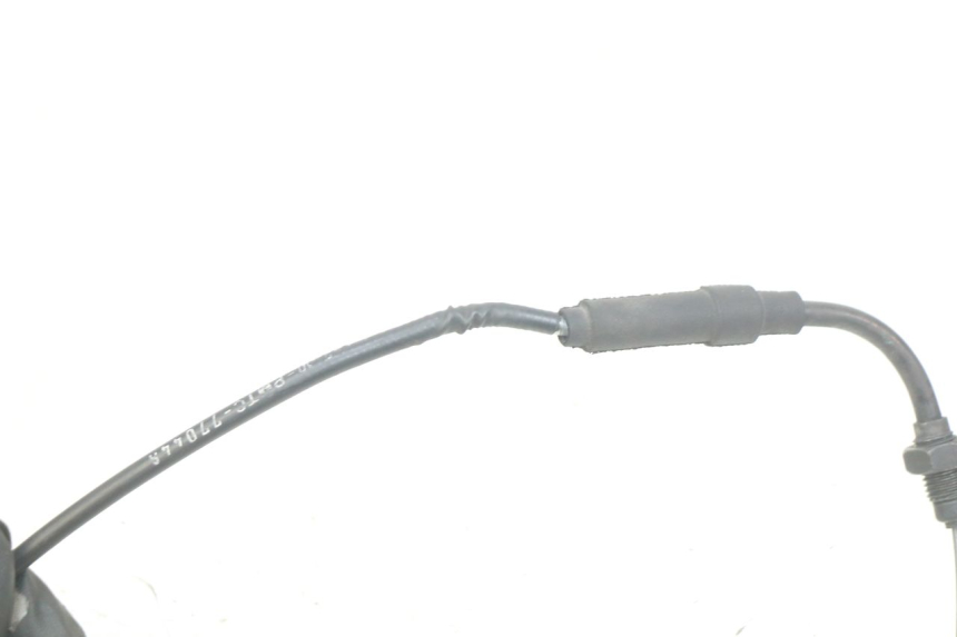 photo de ACCELERATOR CABLE PEUGEOT SATELIS 125 (2010 - 2012) - Technical close-up