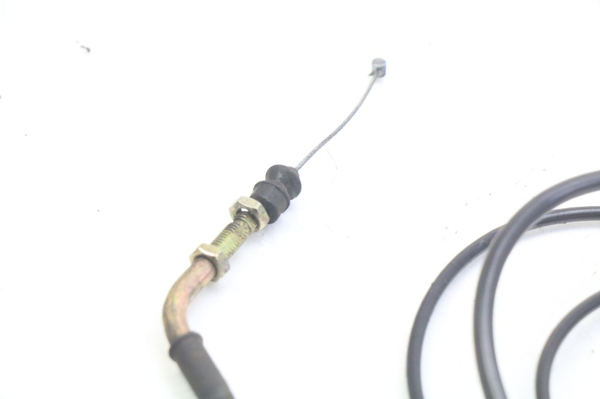 photo de THROTTLE CABLE RAZZO STEED 125 (2012 - 2018) - Zoom on usage condition
