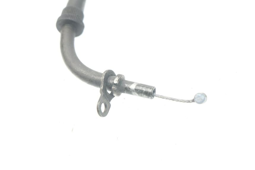 photo de THROTTLE CABLE SUZUKI GSF N BANDIT 600 (1996 - 1999) - Zoom on usage condition