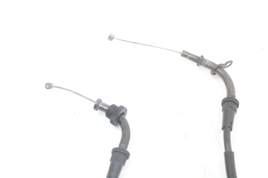 photo de THROTTLE CABLE SUZUKI SV S 650 (1999 - 2002) - Component detail