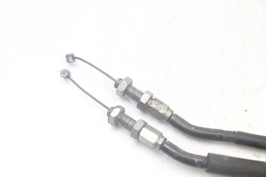 photo de ACCELERATOR CABLE SUZUKI SV N 650 (1999 - 2002) - Zoom on usage condition