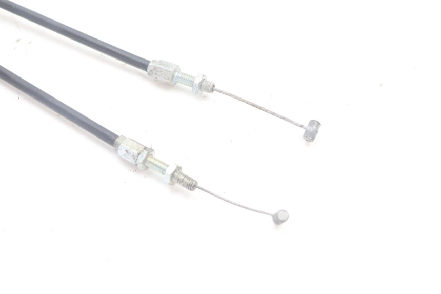 photo de THROTTLE CABLE HONDA VFR FI RC46 800 (1998 - 2001) - Technical close-up