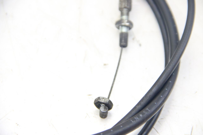 photo de ACCELERATOR CABLE PEUGEOT VIVACITY NEW 4T 50 (2008 - 2017) - Zoom on usage condition