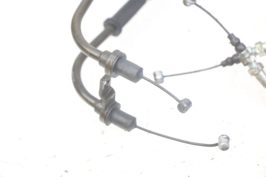 photo de ACCELERATOR CABLE YAMAHA X-CITY XCITY 125 (2007 - 2013) - Zoom on usage condition