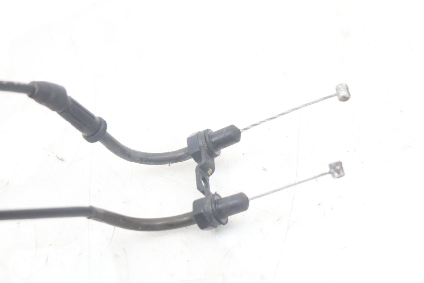 photo de ACCELERATOR CABLE YAMAHA XMAX X-MAX 125 (2006 - 2009) - Alternative perspective