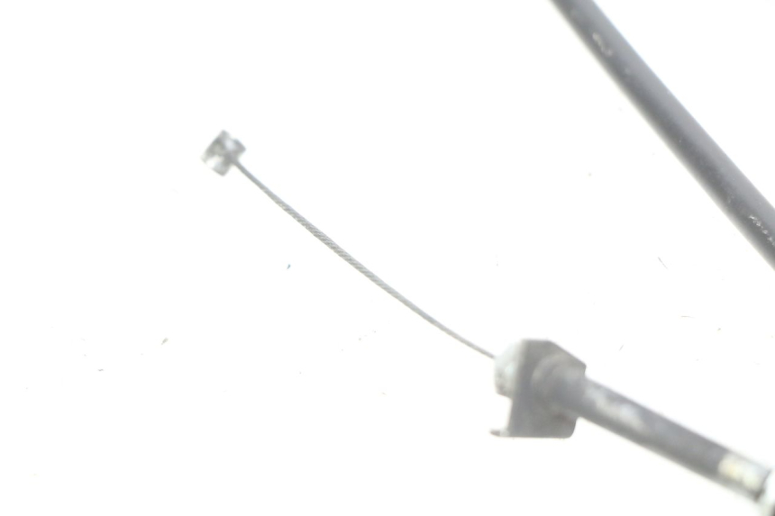 photo de ACCELERATOR CABLE PIAGGIO X9 EVOLUTION 125 (2003 - 2007) - Technical close-up