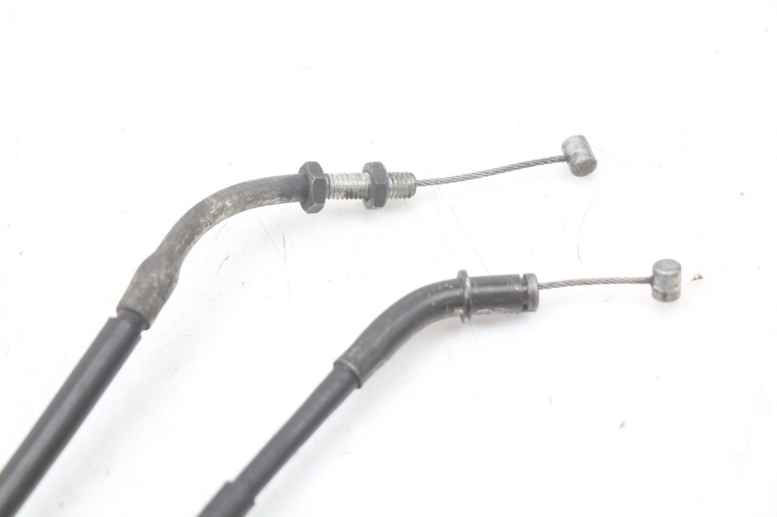 photo de THROTTLE CABLE YAMAHA XJS DIVERSION 600 (1997 - 1999) - Alternative perspective