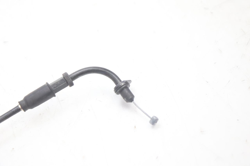 photo de ACCELERATOR CABLE YAMAHA YP MAJESTY 125 (2007 - 2010) - Alternative perspective