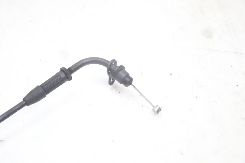 photo de ACCELERATOR CABLE YAMAHA YP MAJESTY 125 (2002 - 2006) - Alternative perspective