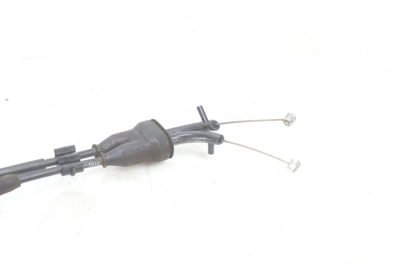 photo de THROTTLE CABLE YAMAHA YZF R6 600 (2008 - 2009) - Zoom on usage condition