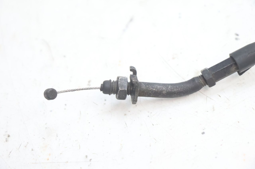 photo de ACCELERATOR CABLE PIAGGIO ZIP 4T 50 (2018 - 2020) - Zoom on usage condition