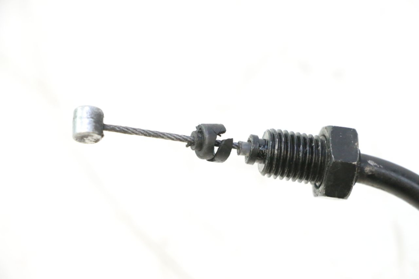 photo de THROTTLE CABLE PIAGGIO ZIP IGET 4T 50 (2021 - 2023) - Alternative perspective