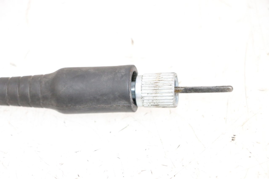 photo de SPEEDOMETER CABLE PEUGEOT KISBEE 2T 50 (2010 - 2017) - Alternative perspective